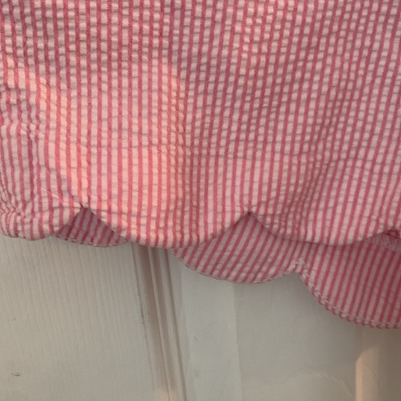 Women’s Lilly Pulitzer Pink & White Striped Seersucker Scalloped Shorts Sz. 6 - Picture 5 of 9